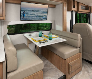5_dinette_INTERIOR_Fortis_33HB_Outerbanks_EngChestMY22_7502-scaled